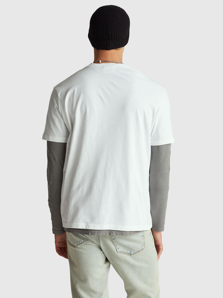 T-SHIRT image number 3